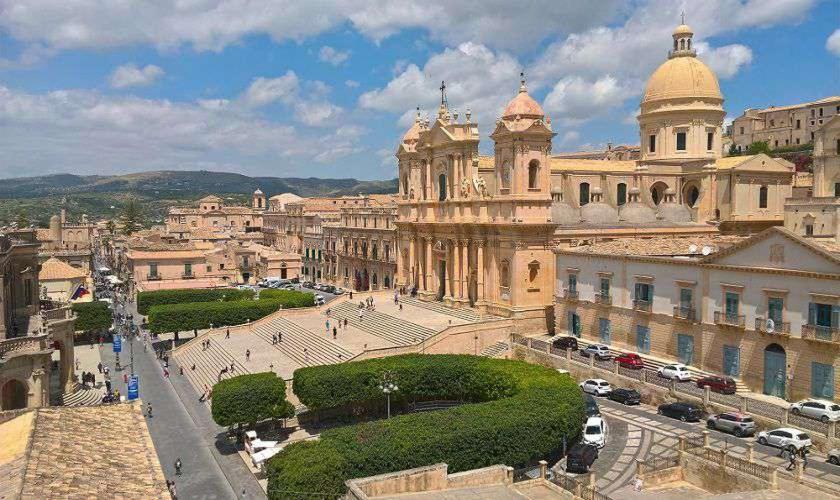 Astro Apartments With Direct Access On The Sea Of Noto Heritage Of Unesco Экстерьер фото
